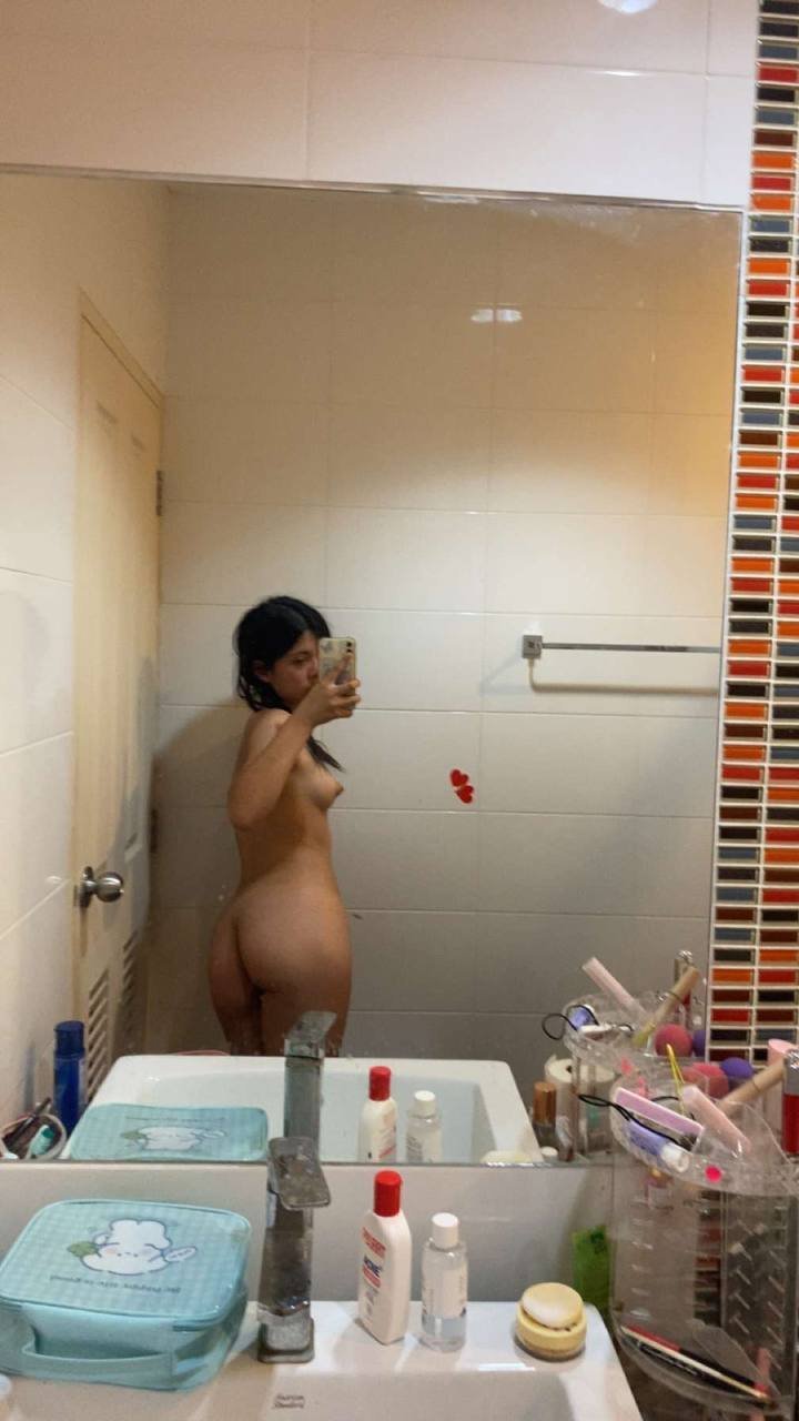 20yo Slender-Body Girlfriend Nudes & Sextape Leaked! #HirEAYEK