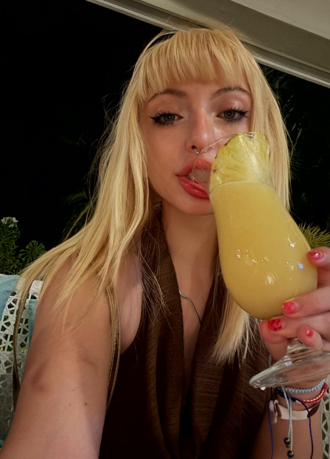 When the sun sets, the fun begins 🍸 #HmIYHfUp