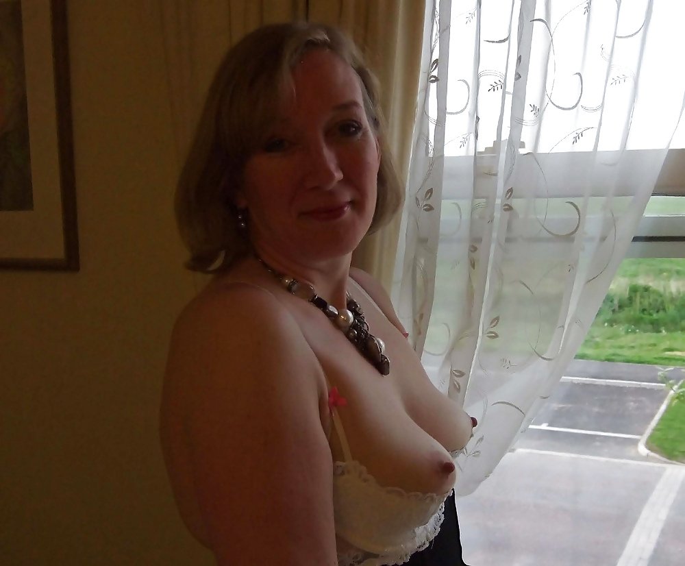 Classsy UK Mature Milf #hmxYJ1Ku