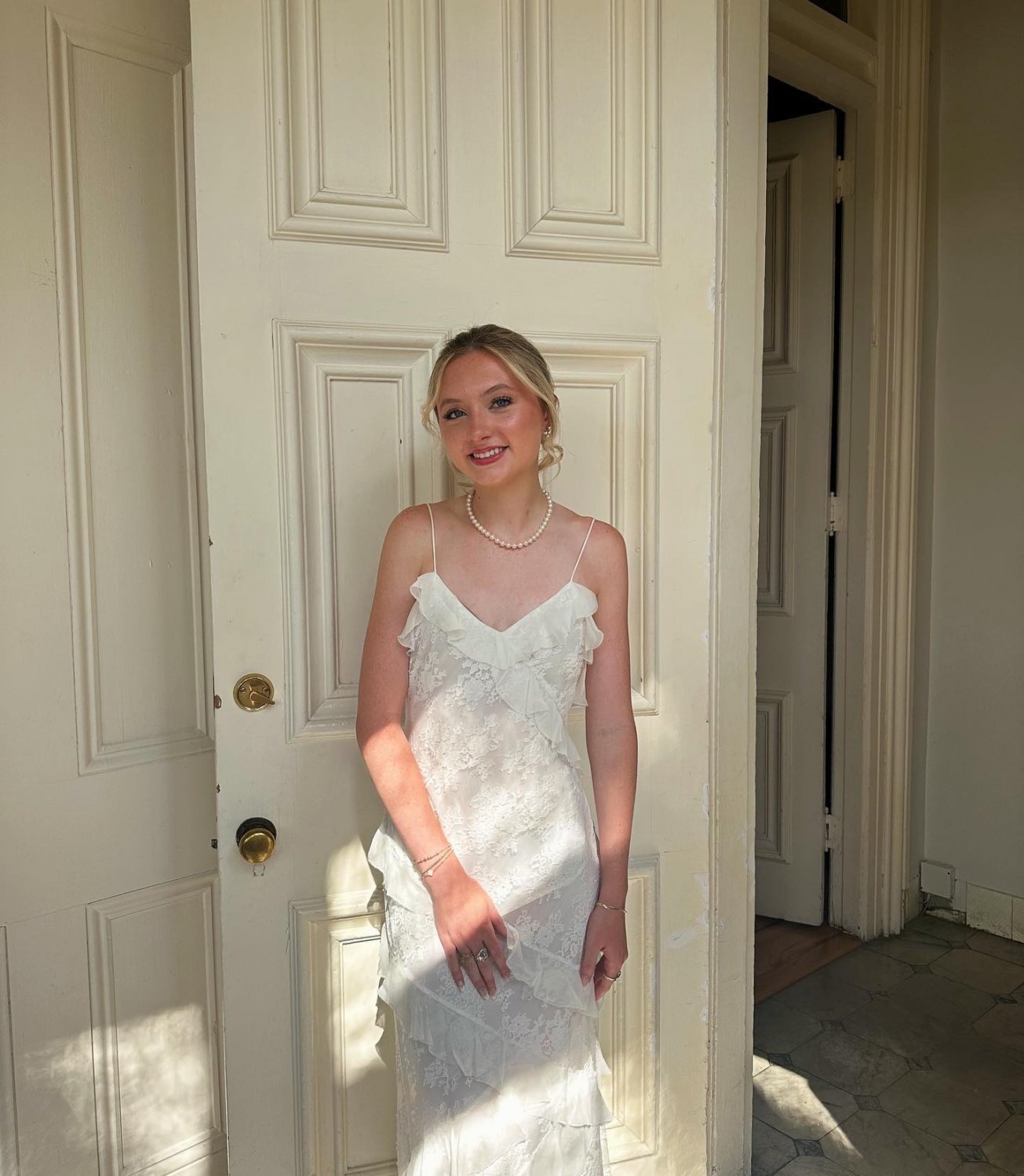Sexy blonde college teen Holly #HZTdKvLv