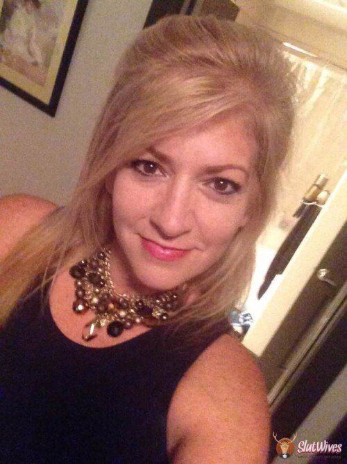 Mature Blonde wife is BBC obsessed #ibczmc5U