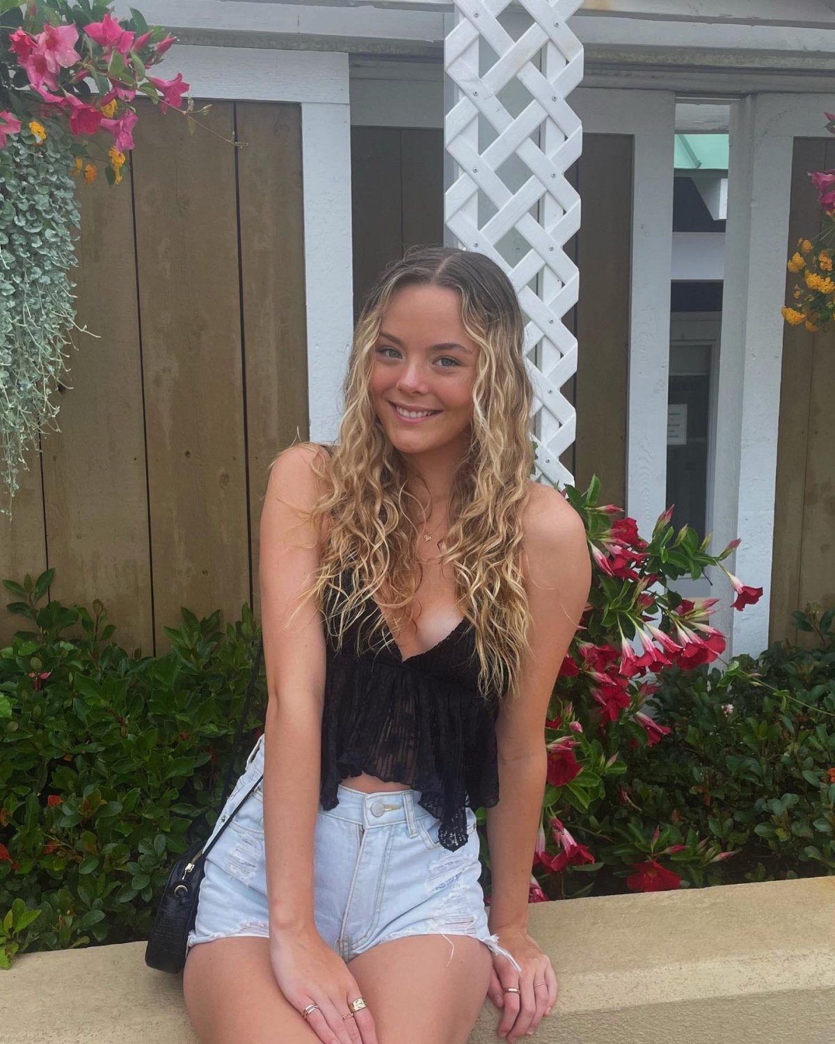 Sexy blonde college teen Michelle #Im8uFkFq