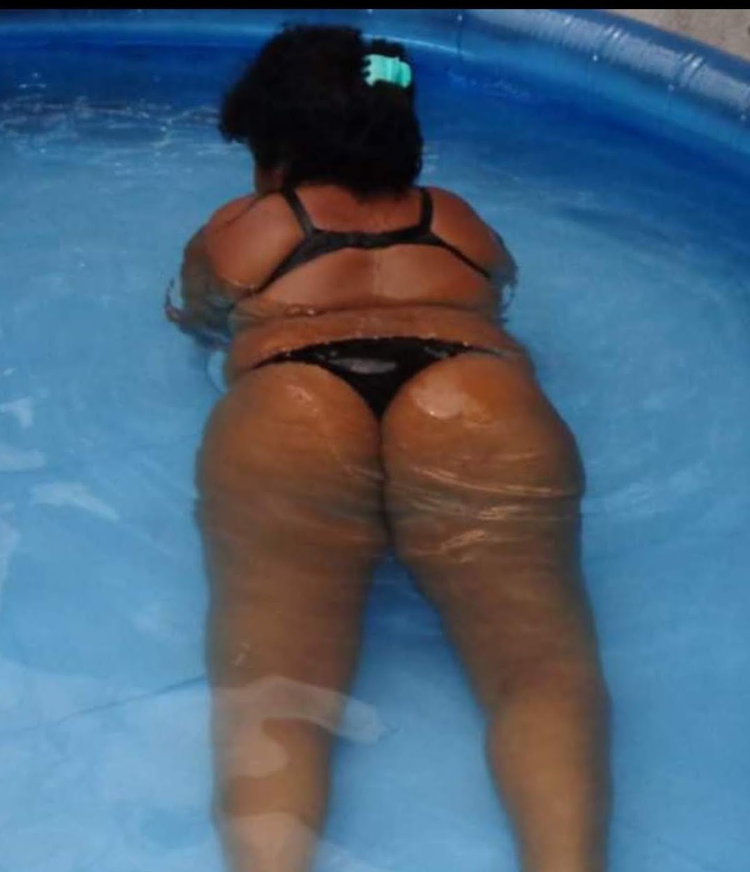 Velha rabuda do Badoo #IXZijNZ8