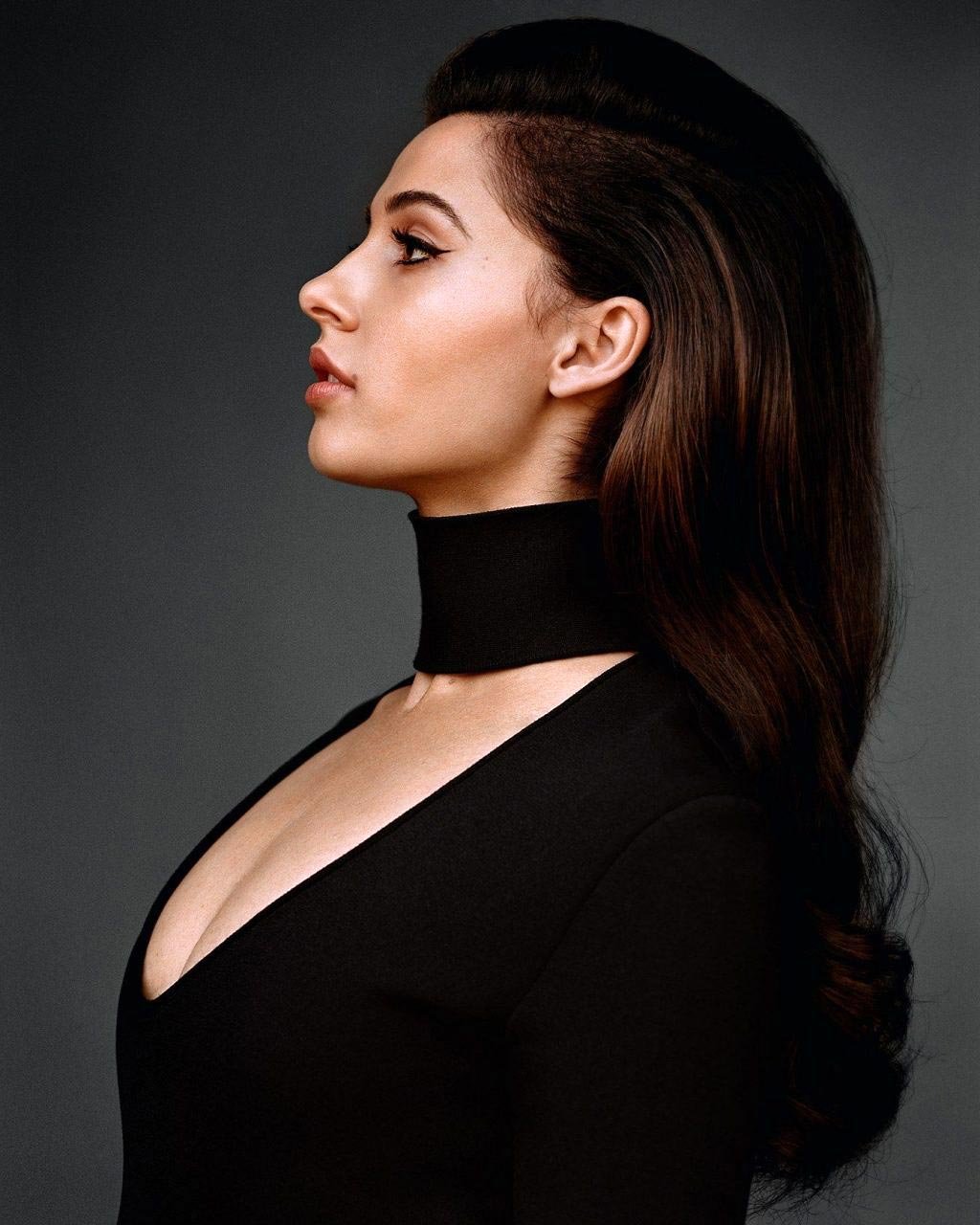 j1q9yqnd Naomi Scott🇬🇧 #J1q9yQnD