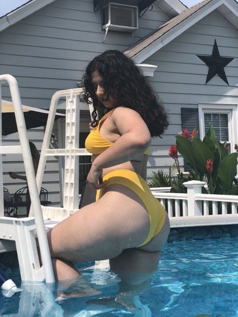 Thick latina #Jo7MurBC