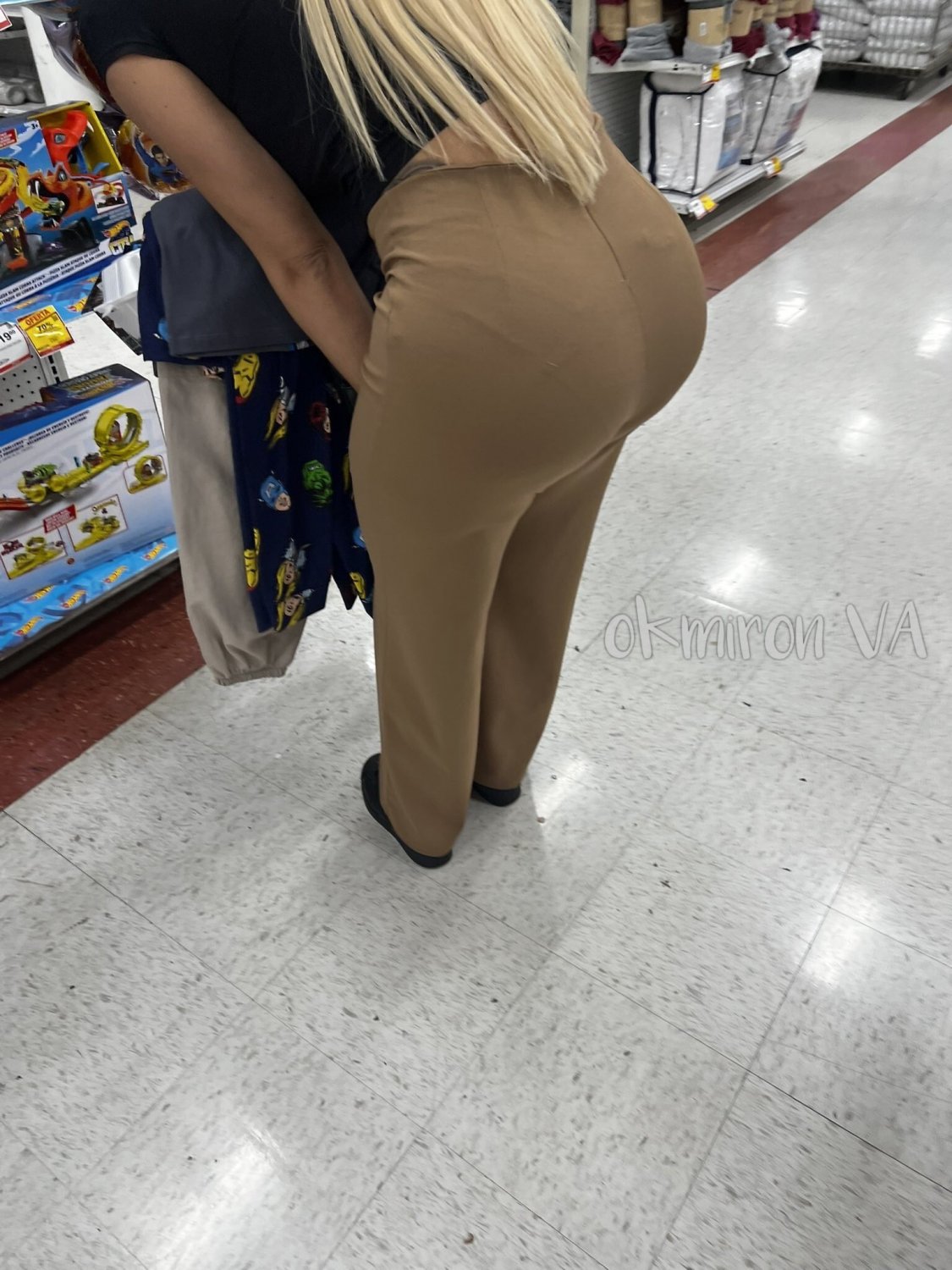 Candid Ass MILF #Jz7zy1Ze