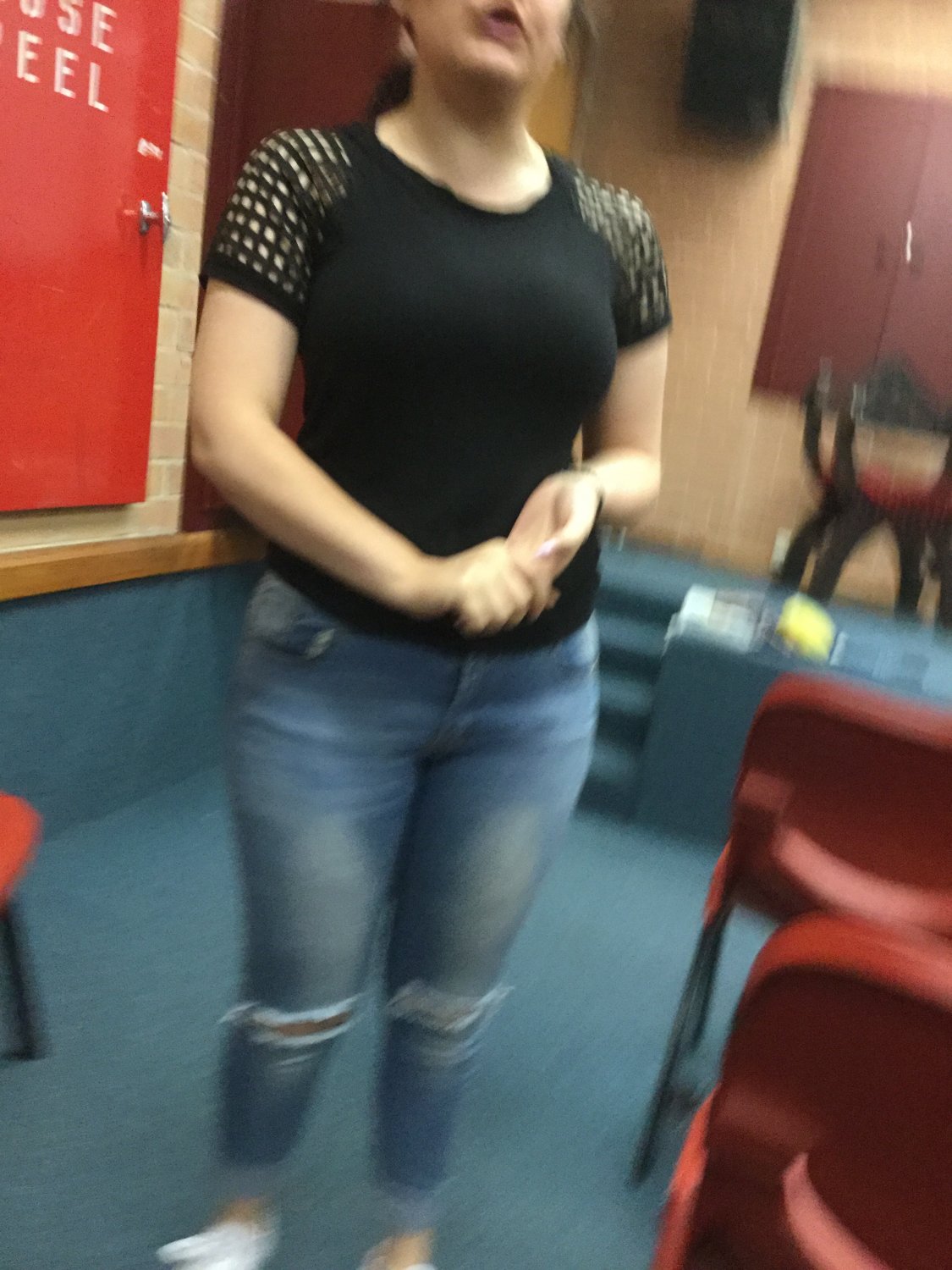 Thick Italian PAWG in jeans #k37APlVE
