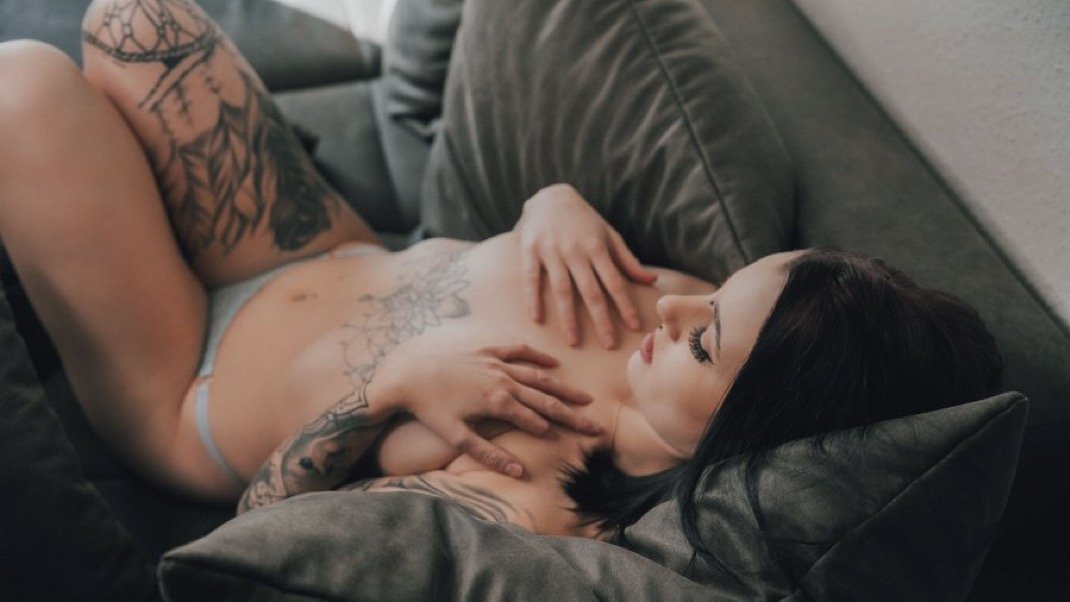Nadine Boudoir #kpnYsrDj