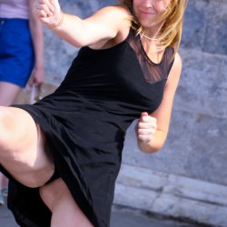 candid upskirt in famous place…