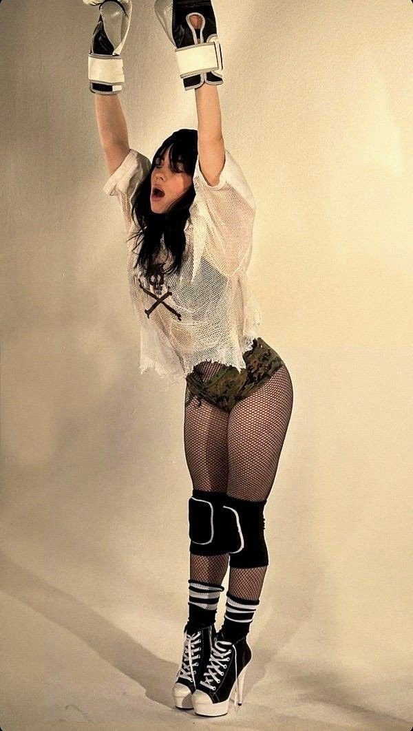 Billie Eilish...beautiful , very sexy #ksplMm5T
