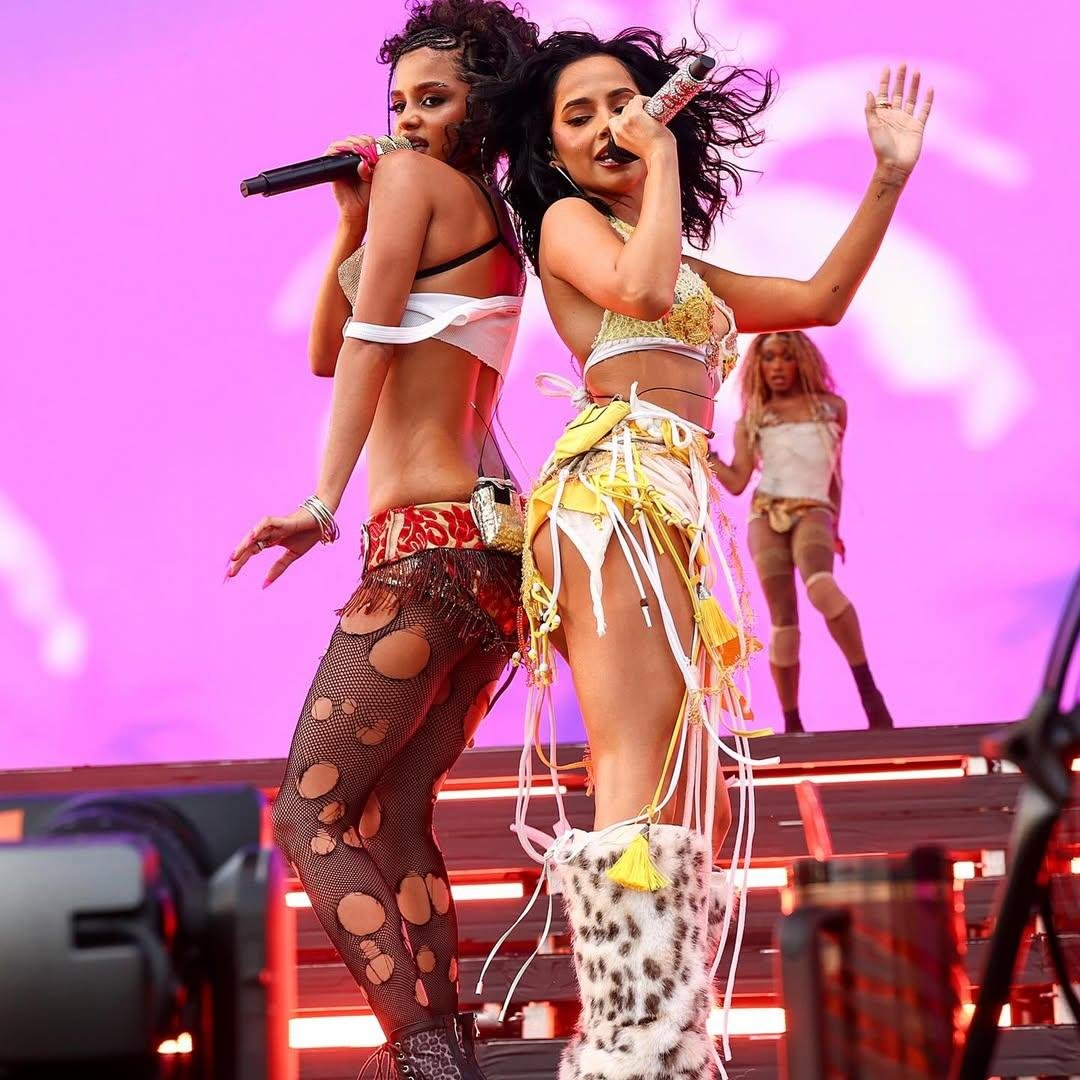 Amazing Tyla and Becky G...stunning sexy photos #KtVVtI3d