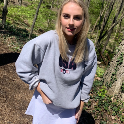 Sophie 20 year old submission