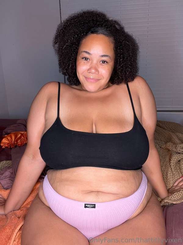 Ebony Busty !!!!!! #lJaypTmf