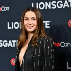 Anna De Armas gorgeous…new stunning photos