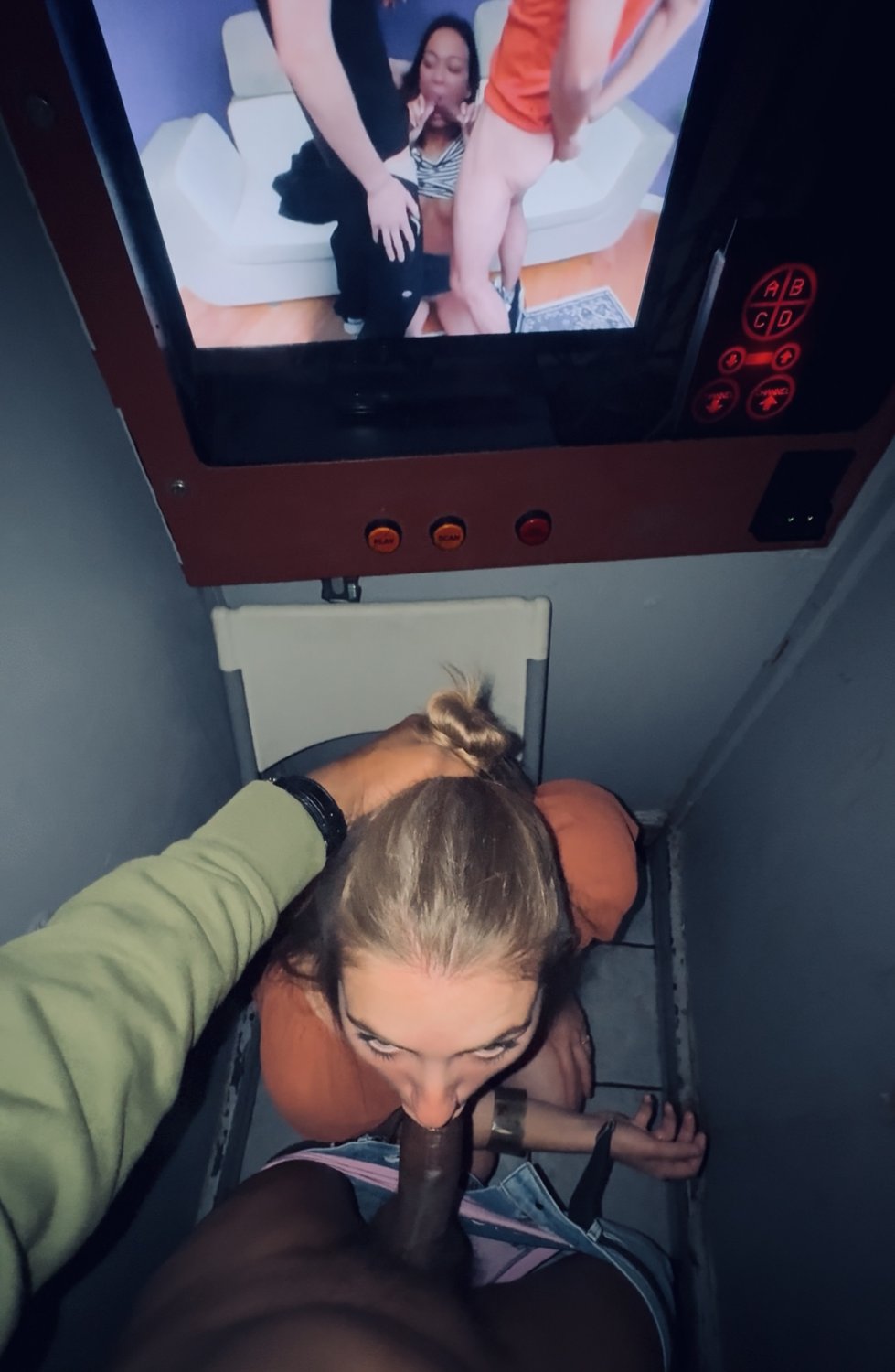 I got used like complete filth, I born to make men cum anywhere anytime. Use me to drain your cocks #m65fjmJO