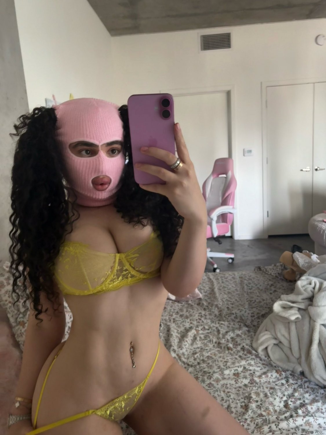 Azula Thick Latina #M6k6xdfL