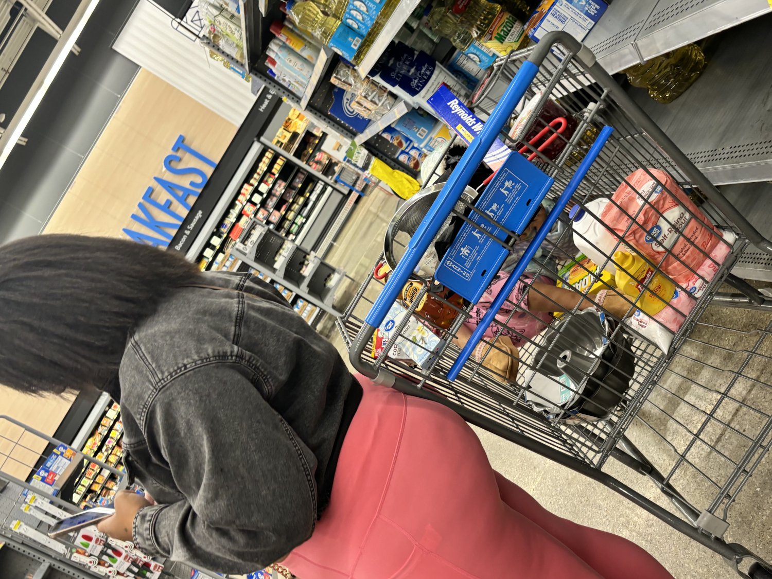 Think Booty Ebony in pink leggings (Thong) #MGPD1r5d