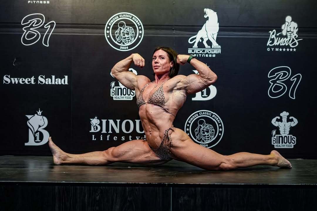 Muscle armpits, can you really smell them without cumming? #ML3DT7IS