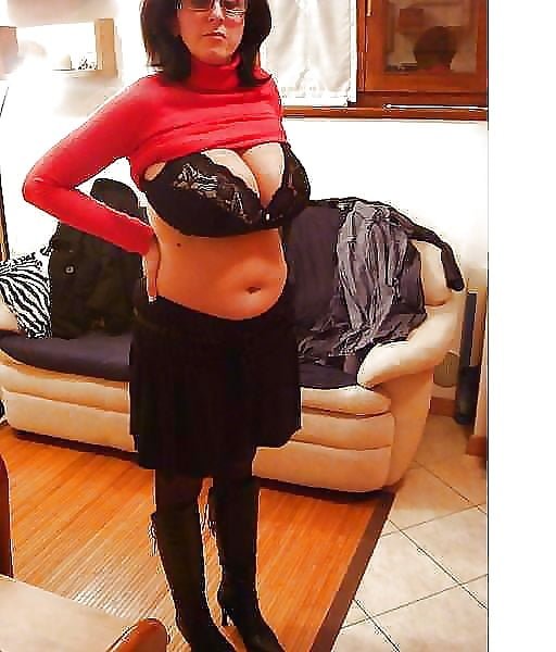 Marta - With Big Tits Or Huge Tits..?   (pic2) #MMqavyf6