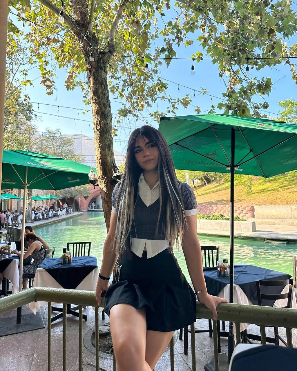 Alana Flores (1) #mqkcvyZy