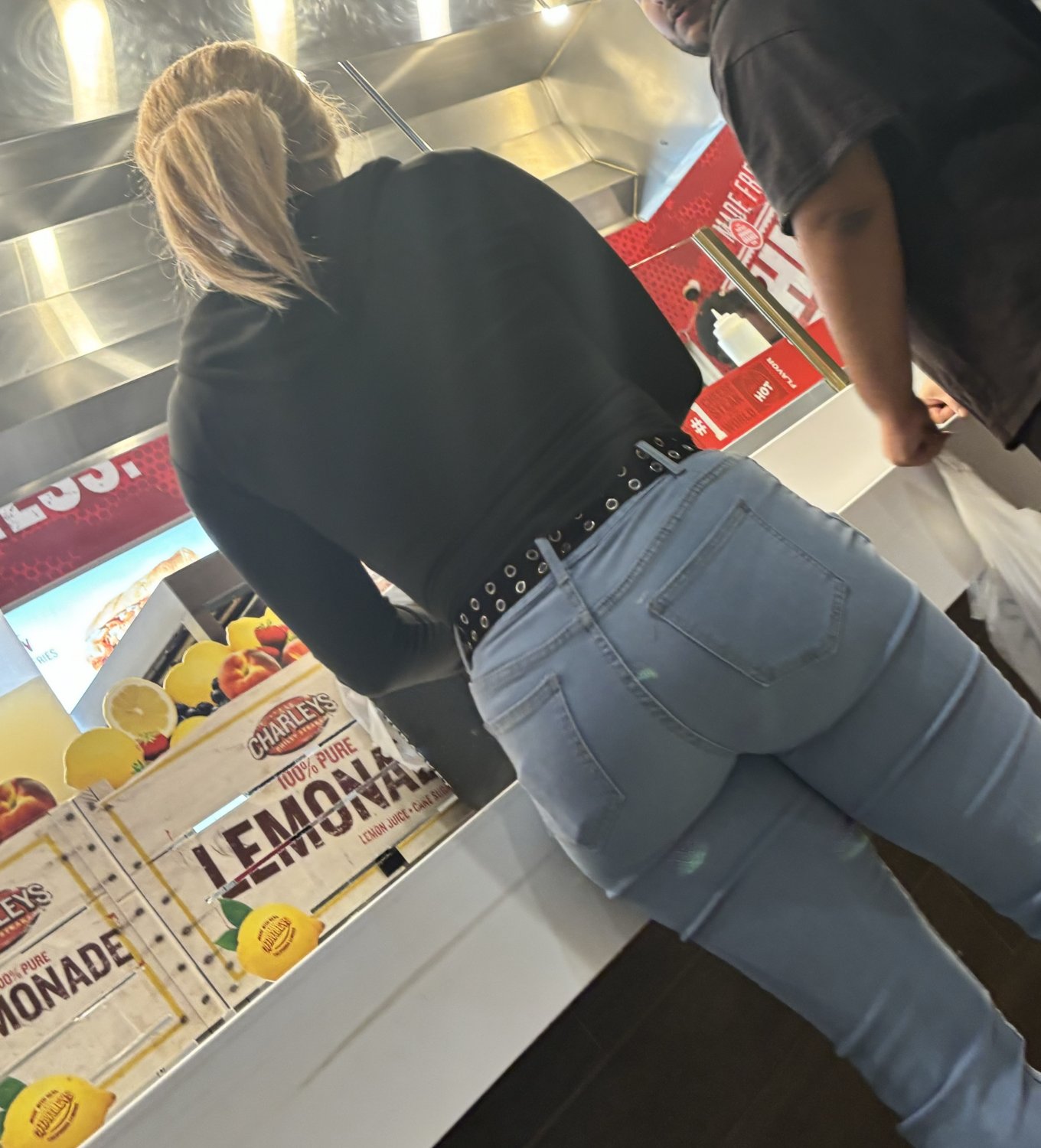 Cuffed butt in jeans #MuQCMrod