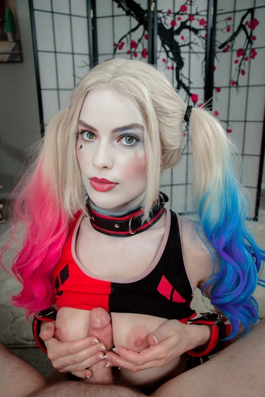 Aussie babe Margot Robbie nude as Harley Quinn giving a goon a good titjob #n5In5eE0