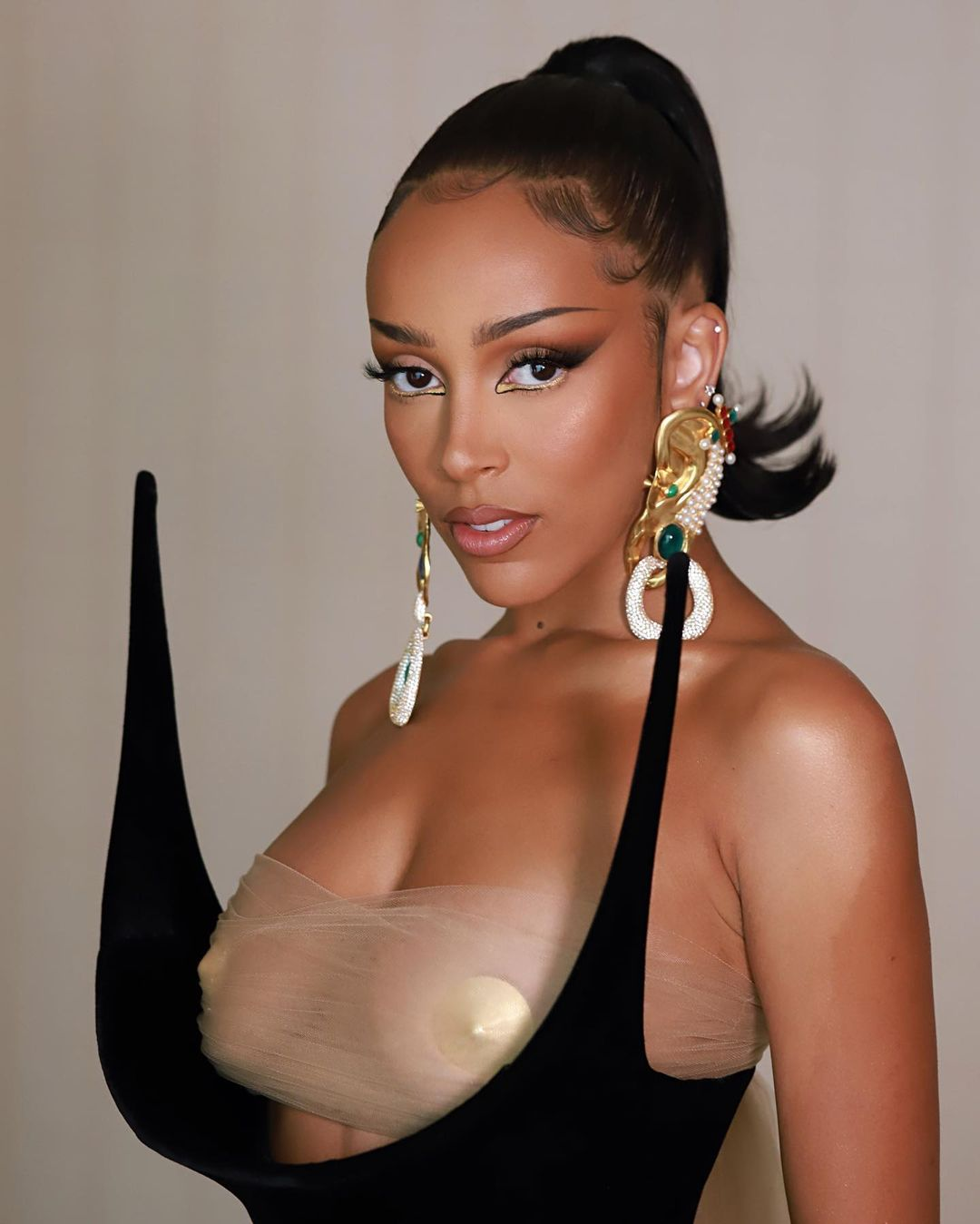 Doja Cat x Ai Joi | 𝑆𝑢𝑝𝑒𝑟 𝑆𝑡𝑎𝑟 𝑇ℎ𝑜𝑡𝑠 11.1 #n9NJ1sn6