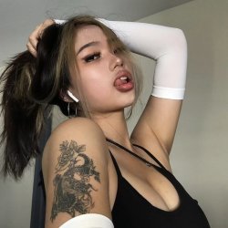 HOT ABG