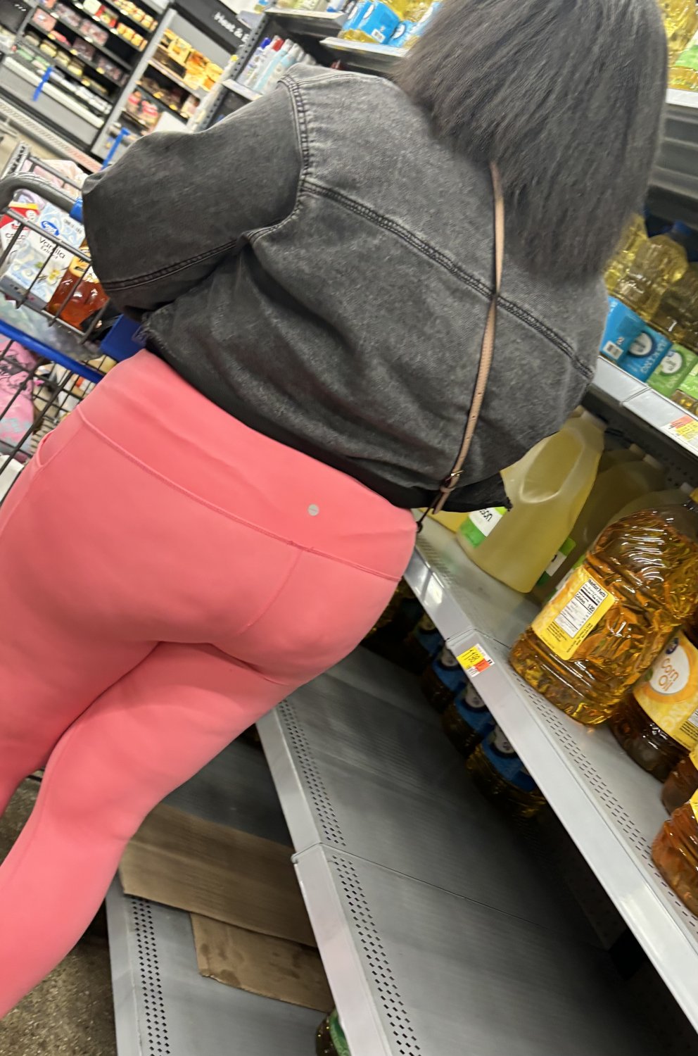 Think Booty Ebony in pink leggings (Thong) #NegnPUSz