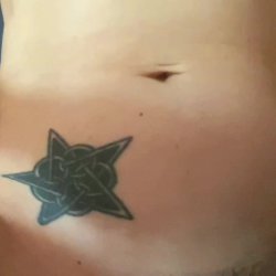 New Age granola girl dildos her mystic asshole