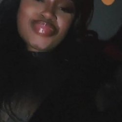 Bitches Be Naked in the club