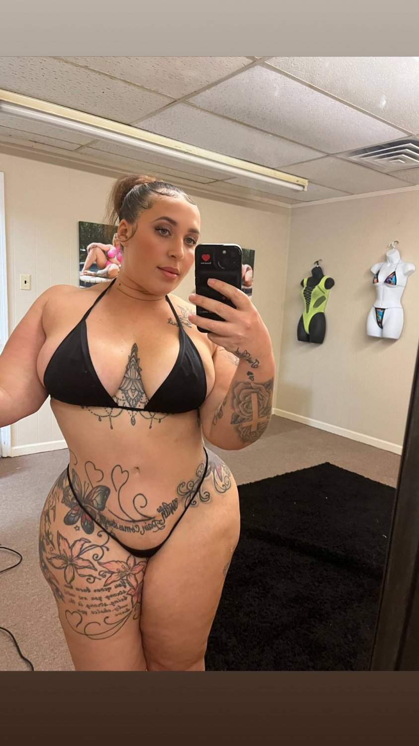 Tatted Thickie!!!!! (Da Most Featured) #nyMeXeAL