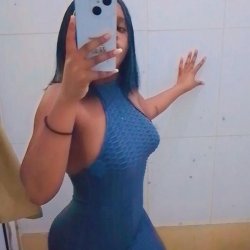 Thick Angolan girl
