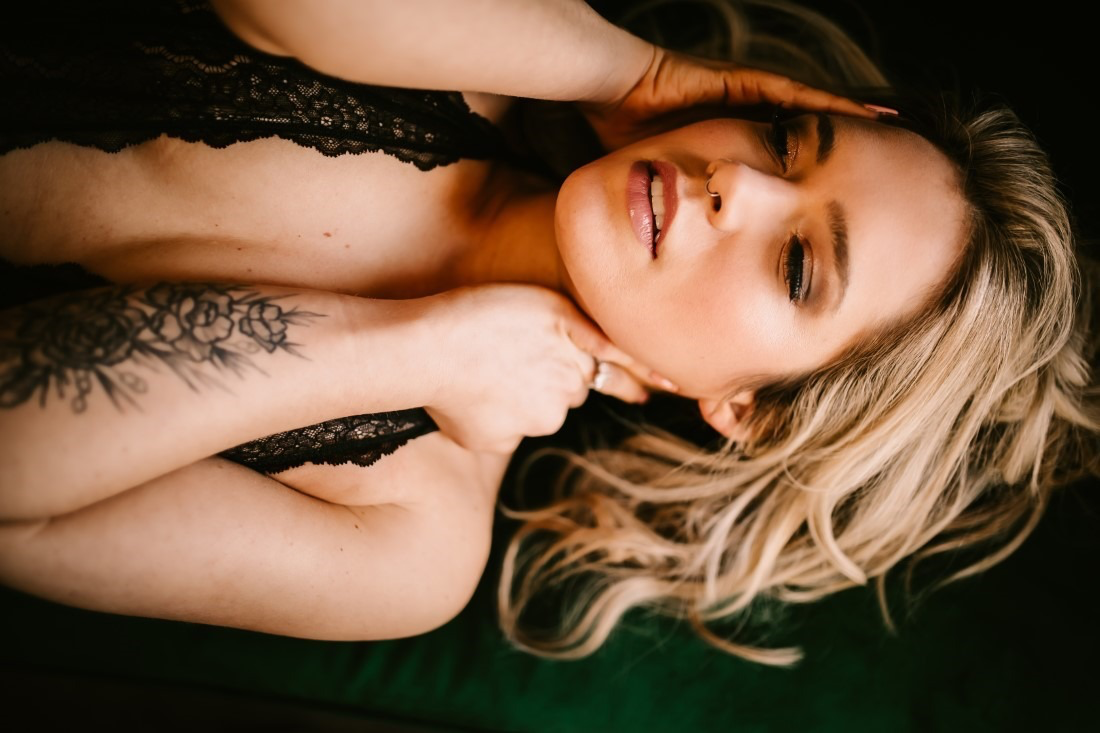 Courtney’s boudoir #Ozys0EVF