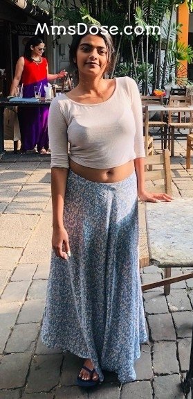 Indian teen girl give awesome blowjob #P2Yx3a9C