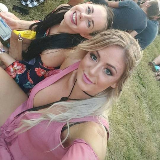 Some sexy hot amateur nip slip 🥵 #PU2EOuZf