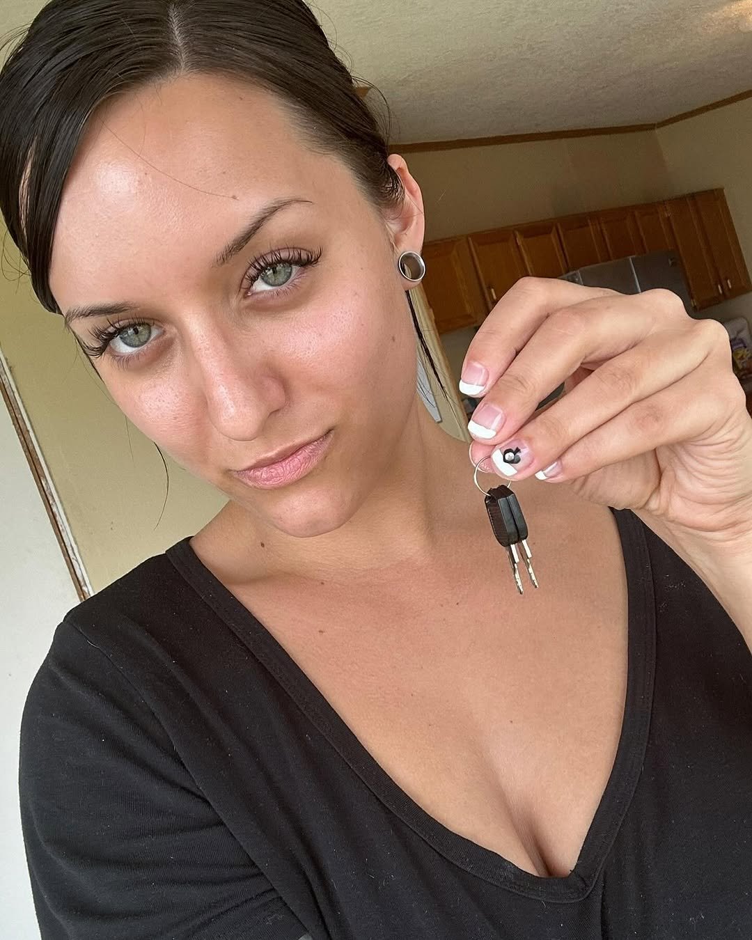 You can tell my wife was built for thicker, darker men. #q25oMQt4