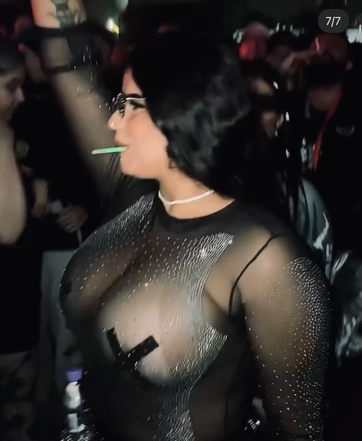Novinha casada traiu no banheiro da festa anal na suruba #Q9ACRhKe