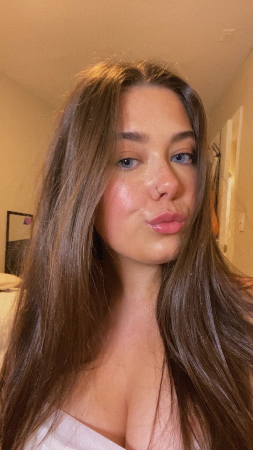 Sexy big tit college teen Elizabeth #qAgSJRC6