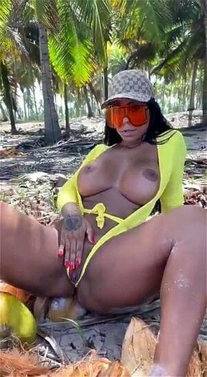 Masturbation at the beach #qaqs0b7d