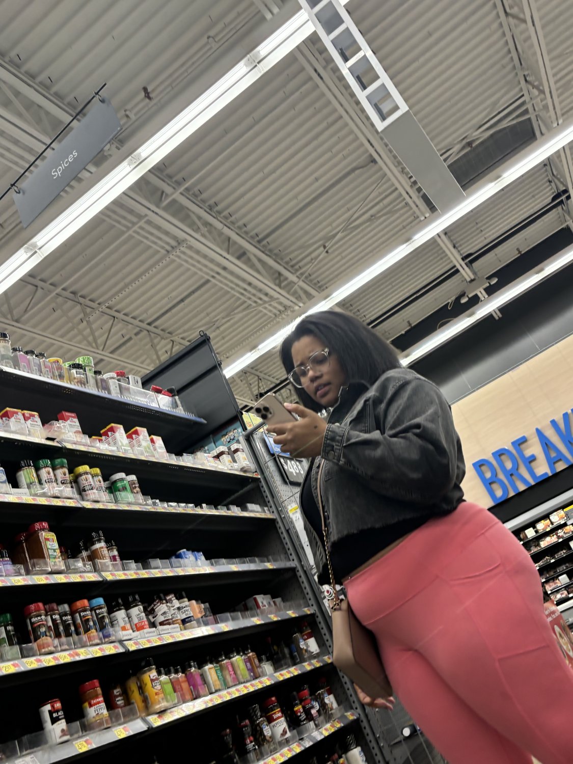 Think Booty Ebony in pink leggings (Thong) #QbEEeHNb