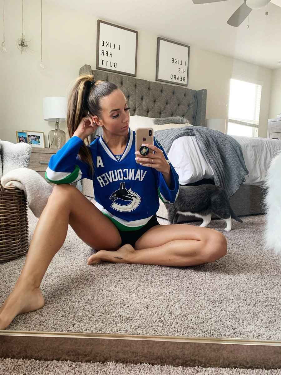 WWE Chelsea Green #QcI5Mbh4