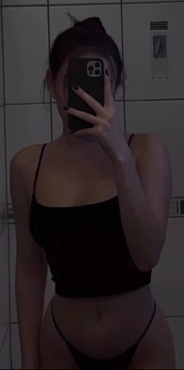 Hot Webslut Gf shows her perfect body #qlx9GOS2