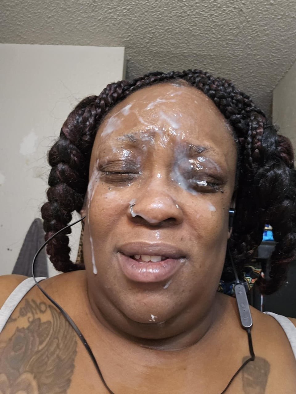 Old head bitch still thotting! #qqMou5bq