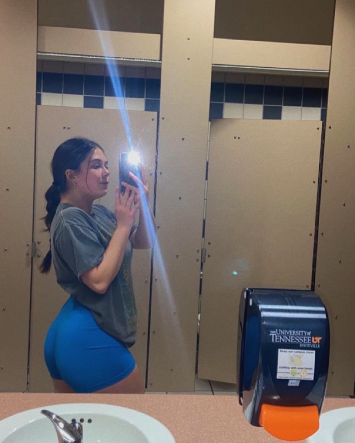 Sexy big tit college teen Elizabeth #quRFDofq