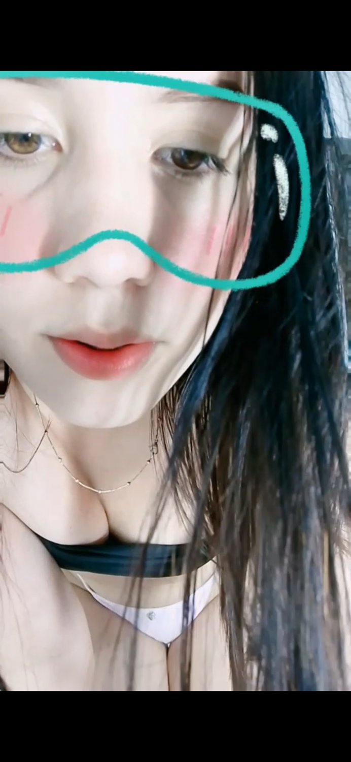 Novinha gostosa live #QvKx1i1i