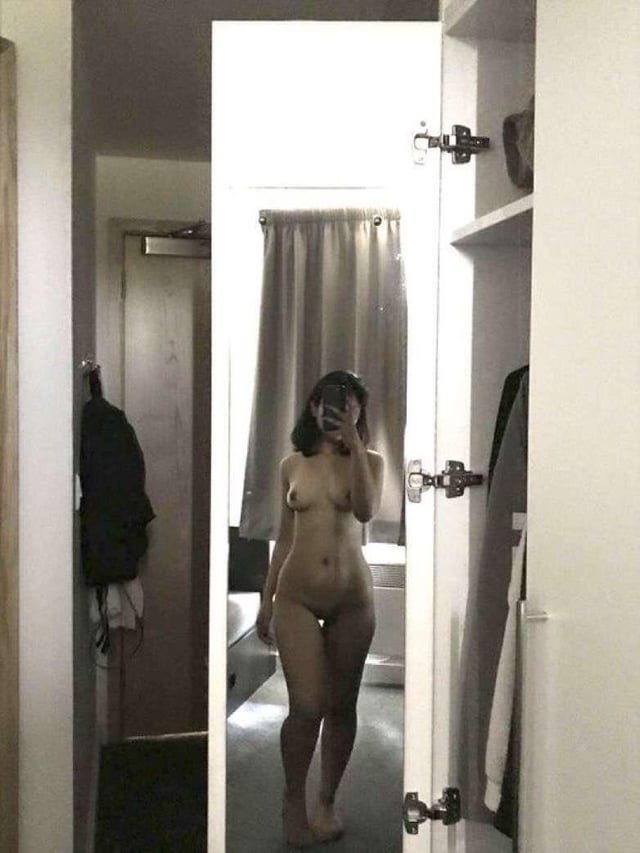 Cute 21yo loves nasty comments on her body #QVOMKWEj