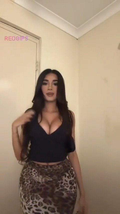 Nri Desi Big Cleavage #qwVXGpqF
