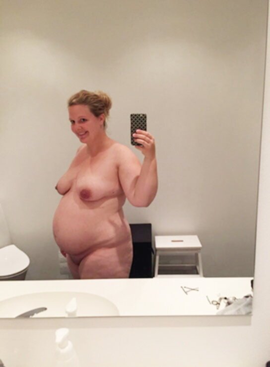 Pregnant #QXPWn2DE