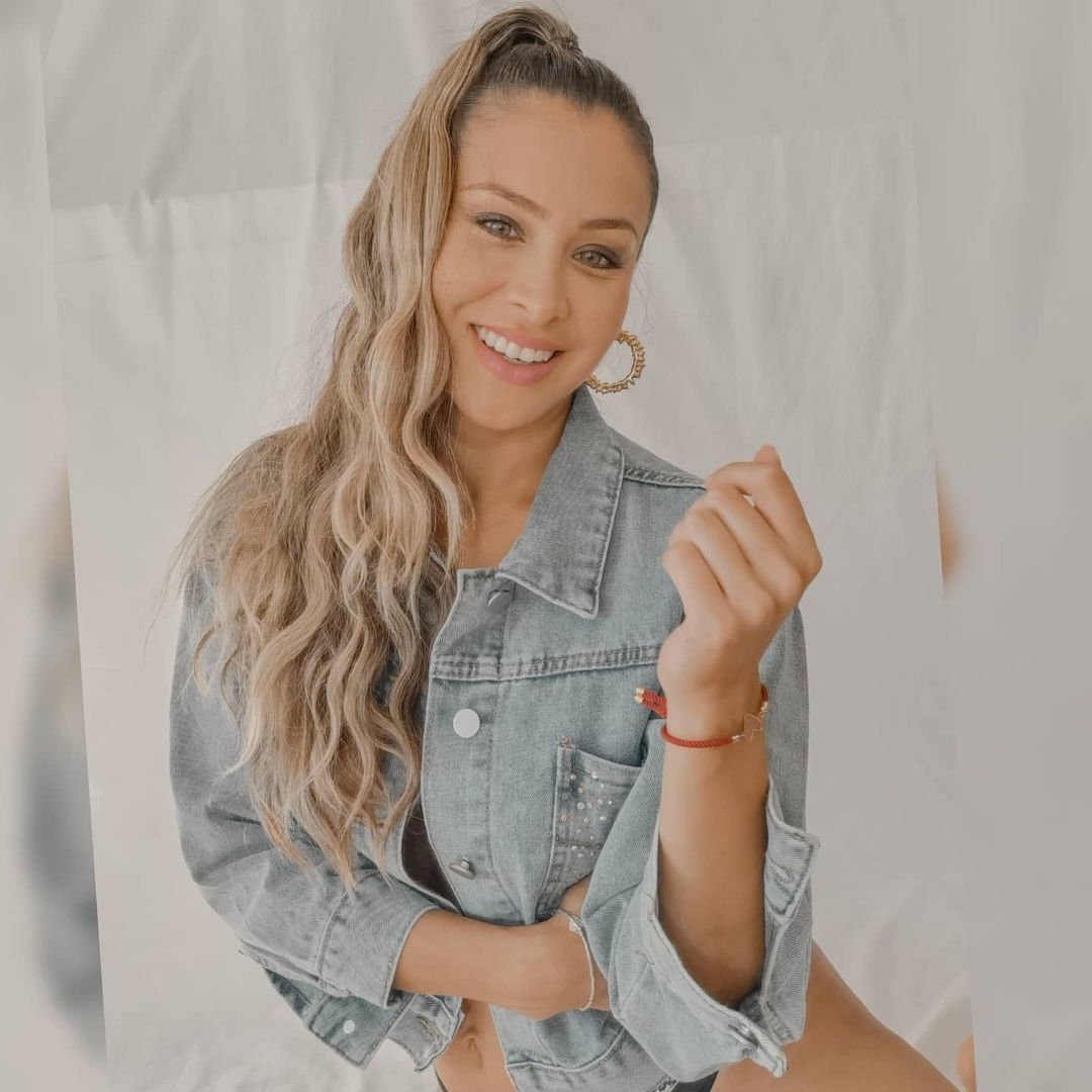 Sabrina Sosa (compilado sexy) #r2jLTTVJ